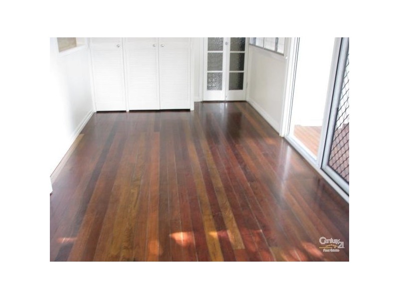208 Wynnum North Road, Wynnum QLD 4178
