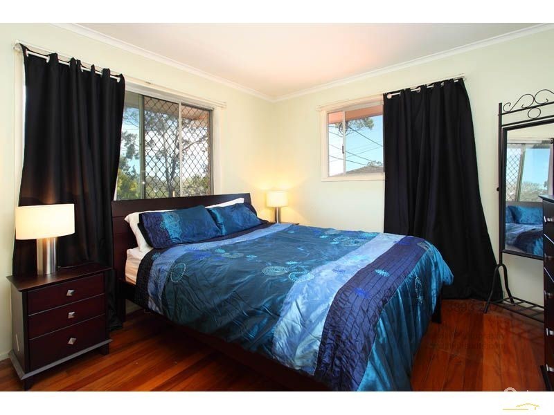 17 Tenbar Street, Tingalpa QLD 4173
