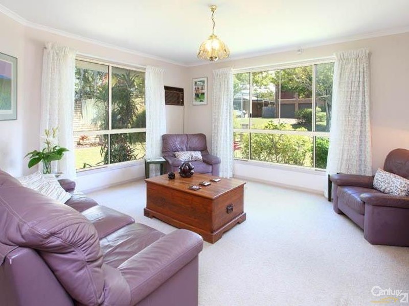 27 Teraglin Street, Manly West QLD 4179