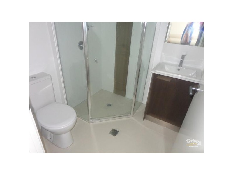 2/15 Fox Street, Wynnum QLD 4178