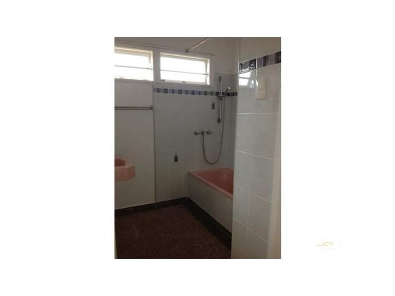 64 Delsie Street, Cannon Hill QLD 4170