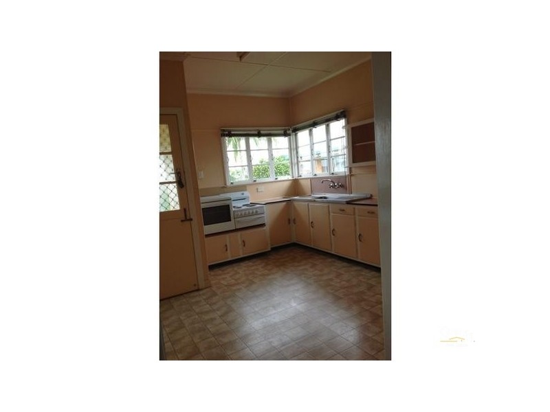 64 Delsie Street, Cannon Hill QLD 4170