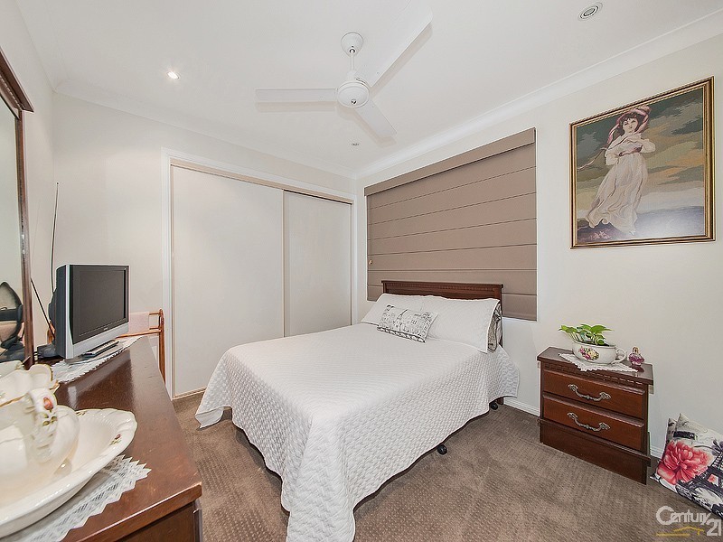 40 Scanlen Crescent, Wynnum West QLD 4178