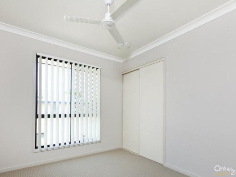 71 Whites Road, Manly West QLD 4179