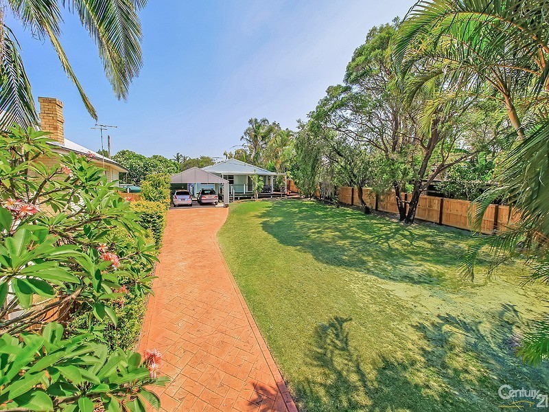 152 Hindes Street, Lota QLD 4179