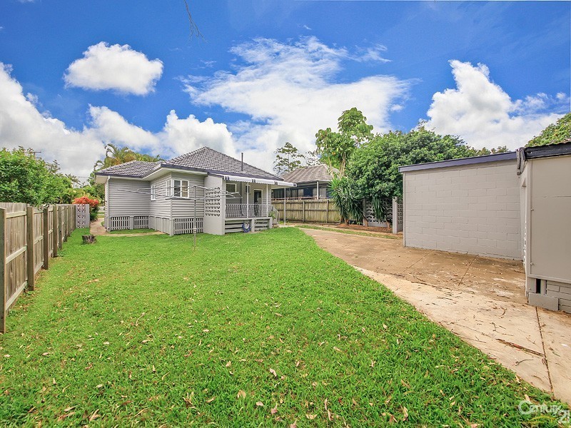 178 Whites Road, Lota QLD 4179
