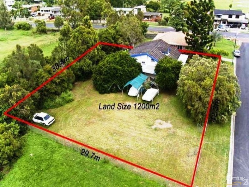 3 Evelyn Road, Wynnum West QLD 4178