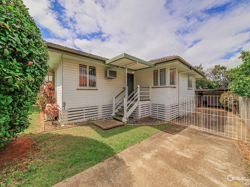 32 Natasha Street, Wynnum West QLD 4178