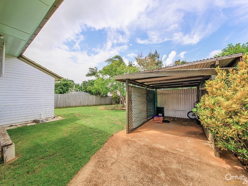 32 Natasha Street, Wynnum West QLD 4178