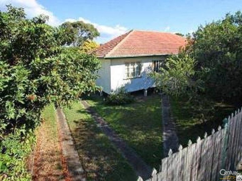 32 Alexander Street, Lota QLD 4179