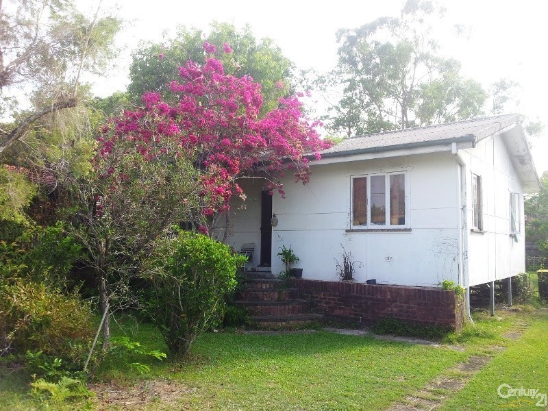 197 Whites Road, Lota QLD 4179