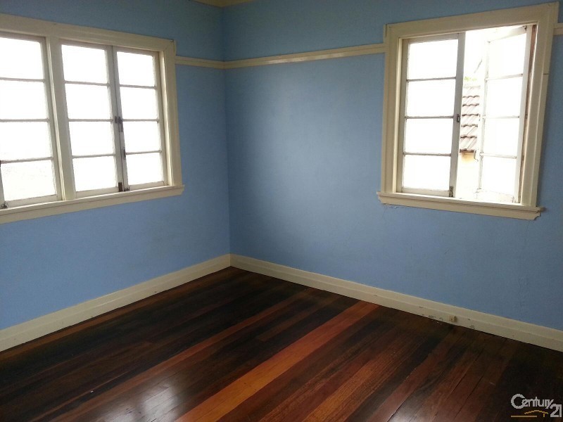 132 Worthing Street, Wynnum QLD 4178