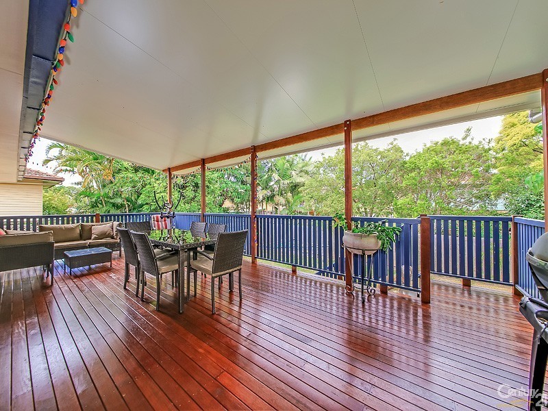 54 Stannard Road, Manly West QLD 4179