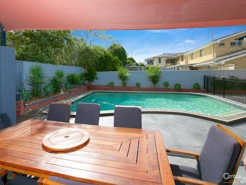 4 Ringara Street, Manly West QLD 4179