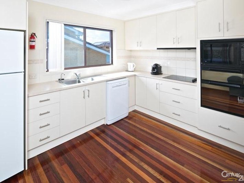 4 Ringara Street, Manly West QLD 4179