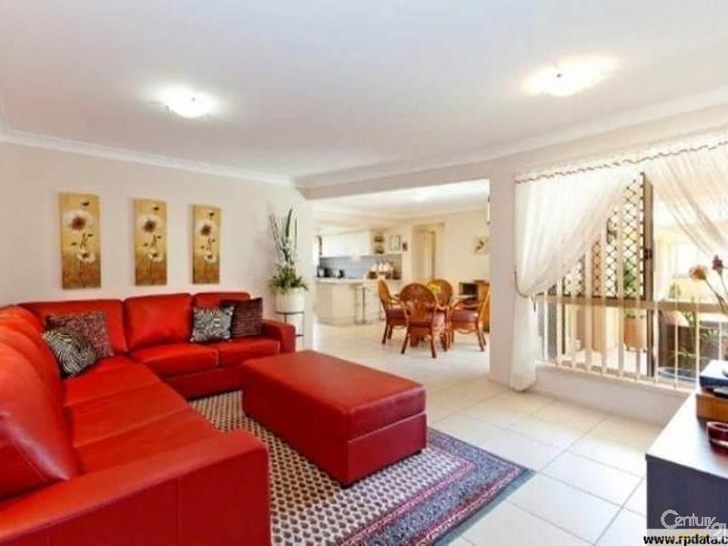 4 Jessielea Street, Wynnum West QLD 4178