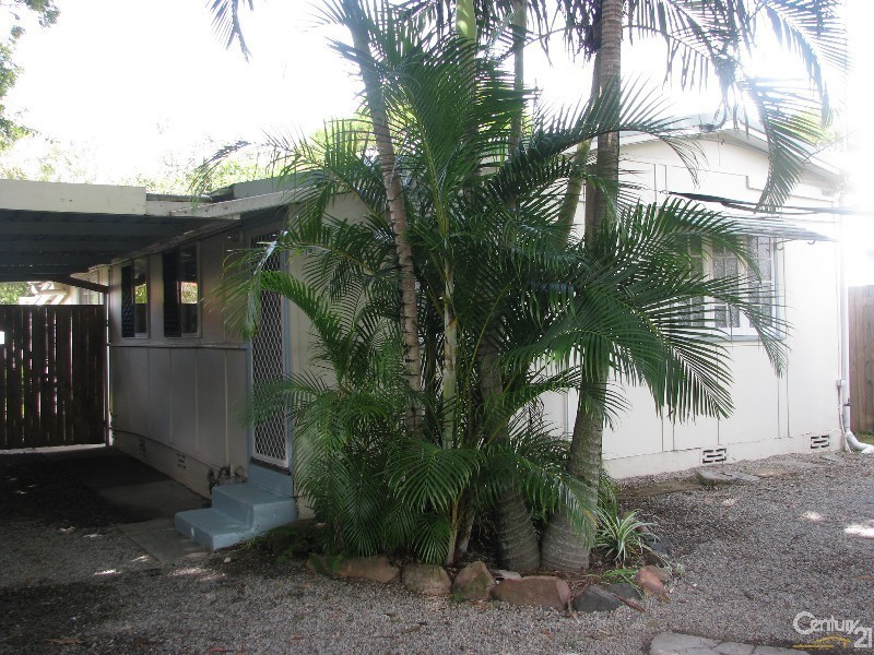 100 West Avenue, Wynnum QLD 4178