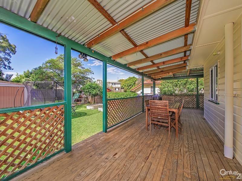180 Whites Road, Lota QLD 4179