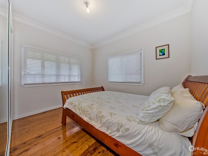 180 Whites Road, Lota QLD 4179