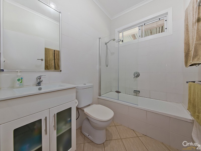 180 Whites Road, Lota QLD 4179