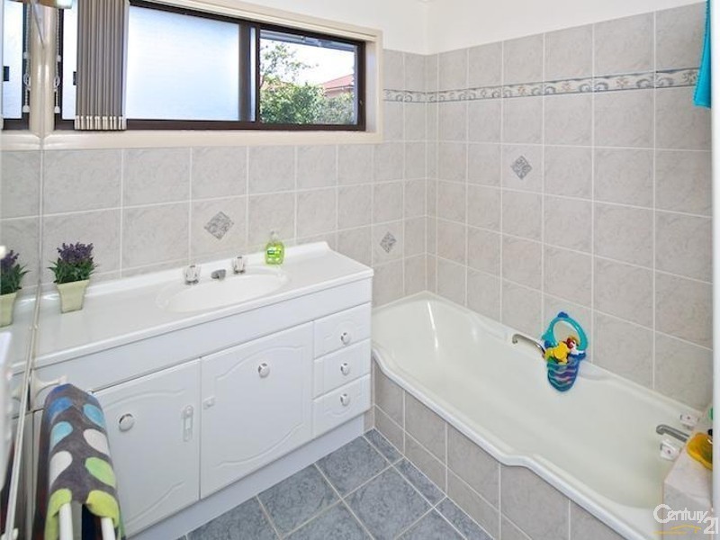 4 Ringara Street, Manly West QLD 4179