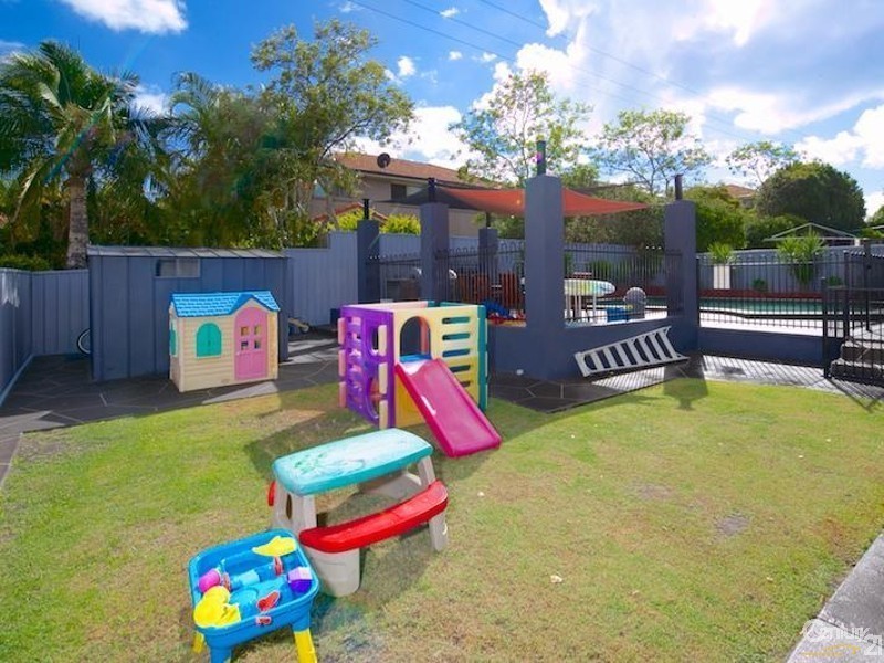 4 Ringara Street, Manly West QLD 4179