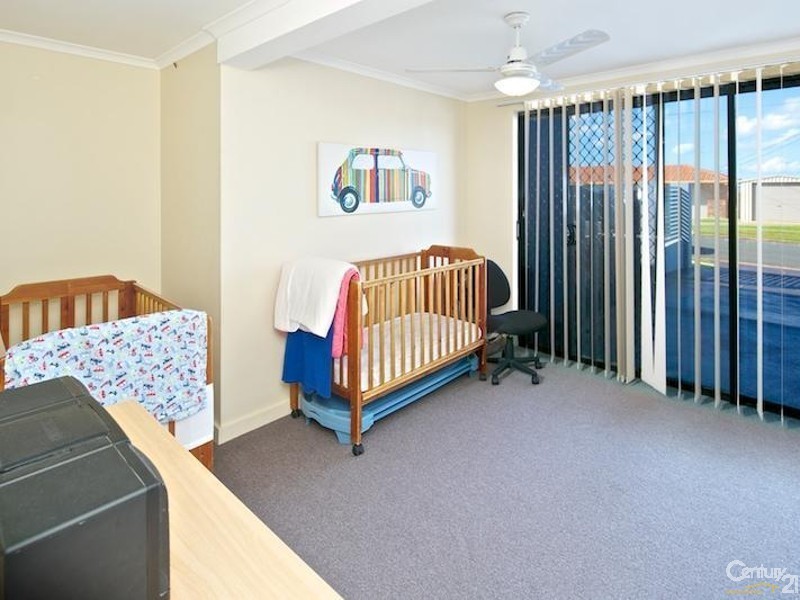 4 Ringara Street, Manly West QLD 4179