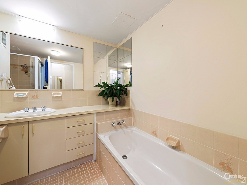 24/127 Wynnum Esplanade, Wynnum QLD 4178