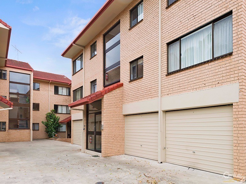 24/127 Wynnum Esplanade, Wynnum QLD 4178