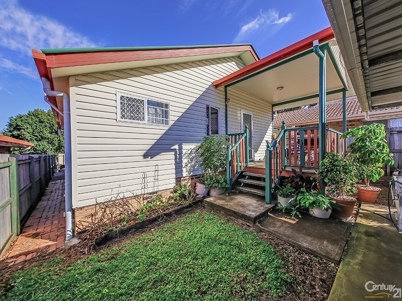 28 Allen Street, Wynnum QLD 4178