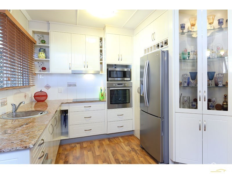 5 Brockworth Street, Wynnum West QLD 4178