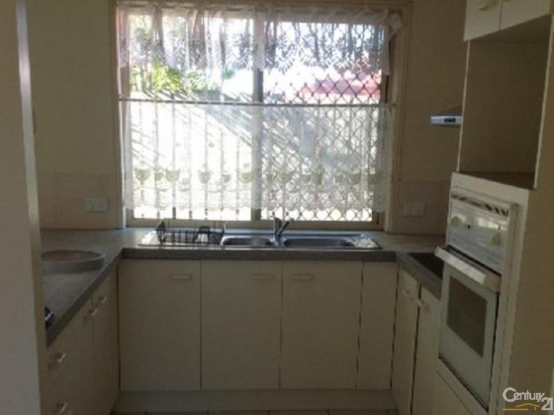 37 Madgwick Street, Wynnum QLD 4178