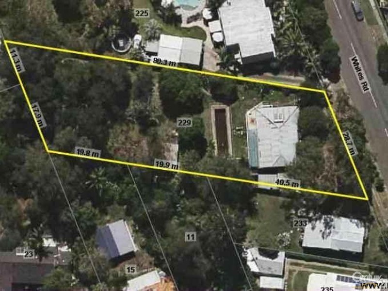 229 Whites Road, Lota QLD 4179