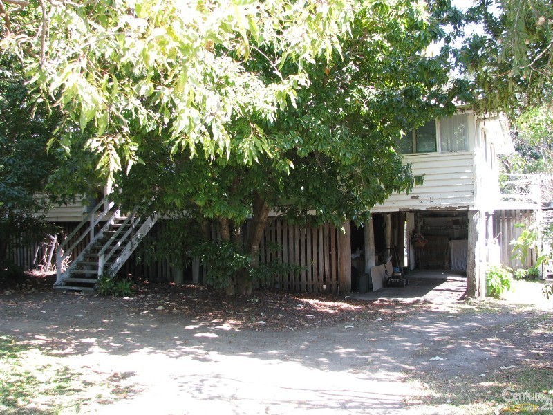 229 Whites Road, Lota QLD 4179