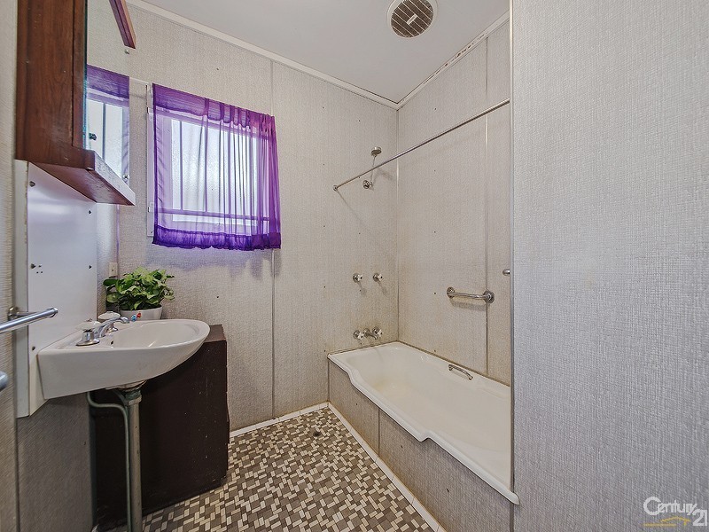 126 Preston Road, Manly West QLD 4179