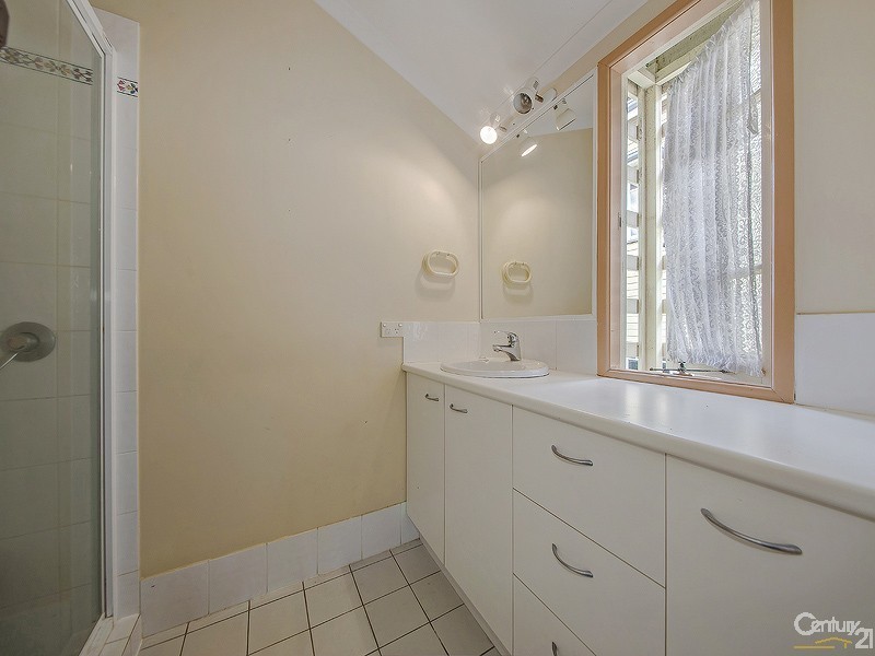 84 Mountjoy Terrace, Wynnum QLD 4178