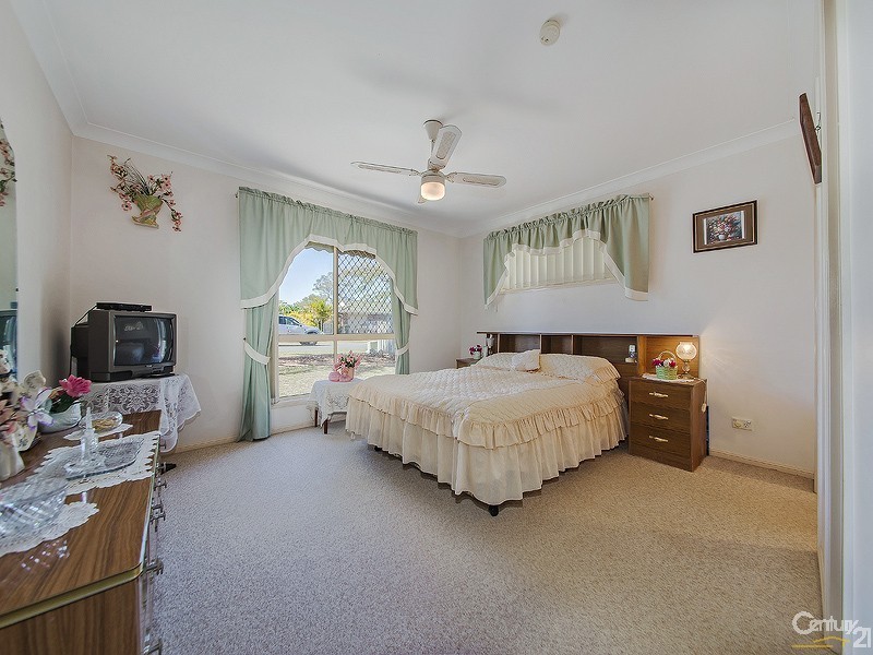 11 Jacaranda Street, Wynnum West QLD 4178