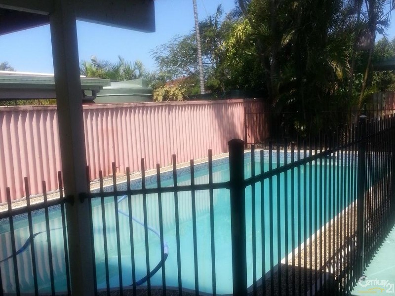 23 Gateway Street, Wynnum QLD 4178