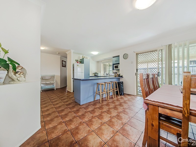 21 Macadamia Street, Wynnum West QLD 4178