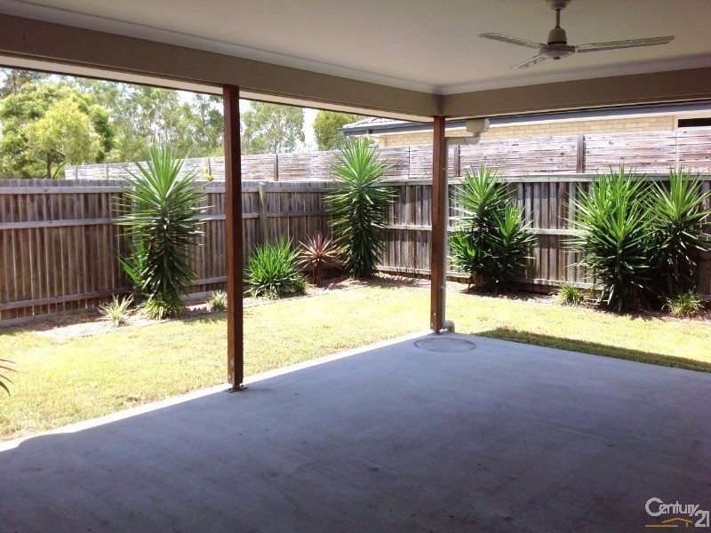 31 Foxwood Circuit, Wakerley QLD 4154