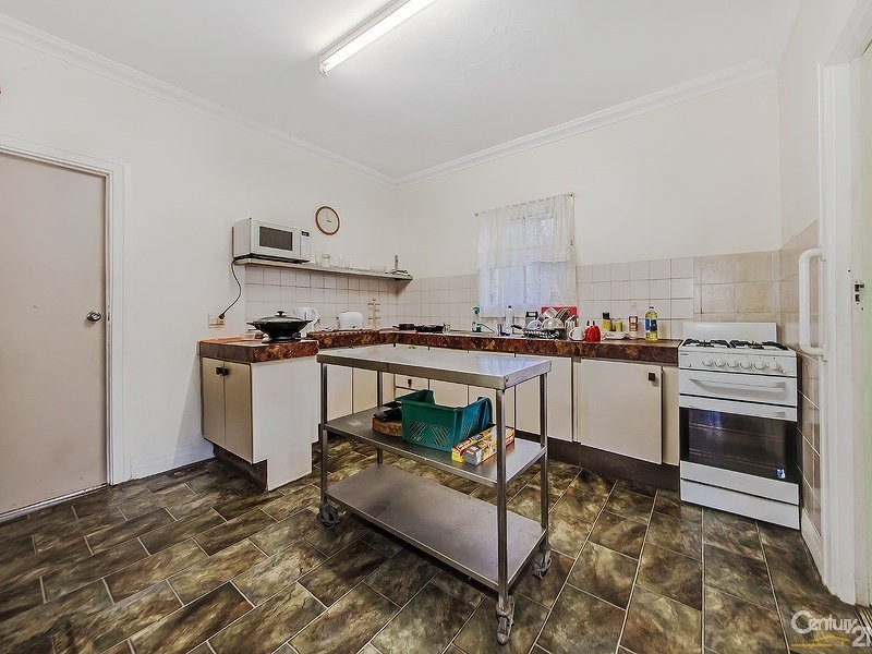 411 Tingal Road, Wynnum QLD 4178