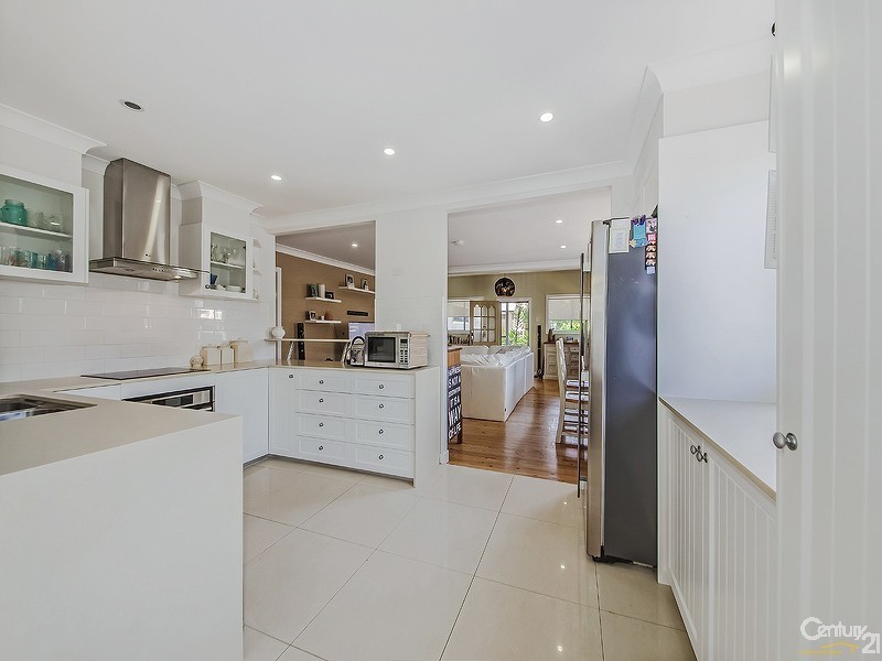 34 Bellevue Parade, Lota QLD 4179