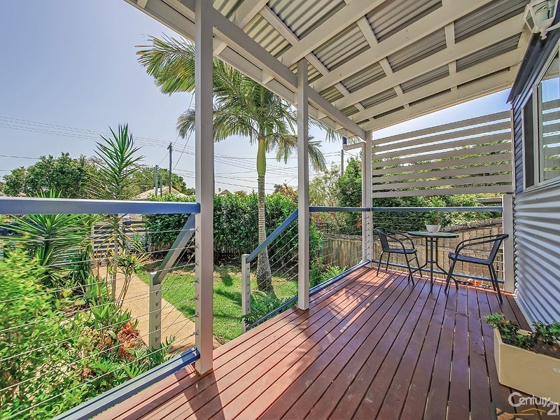 34 Bellevue Parade, Lota QLD 4179