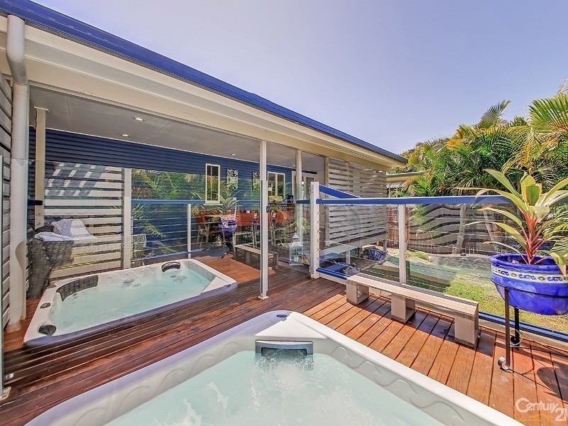 34 Bellevue Parade, Lota QLD 4179