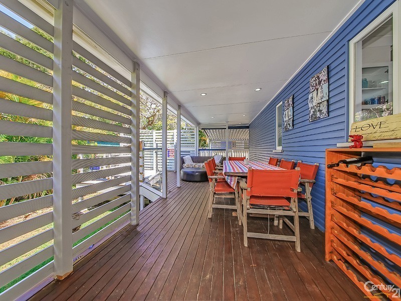 34 Bellevue Parade, Lota QLD 4179