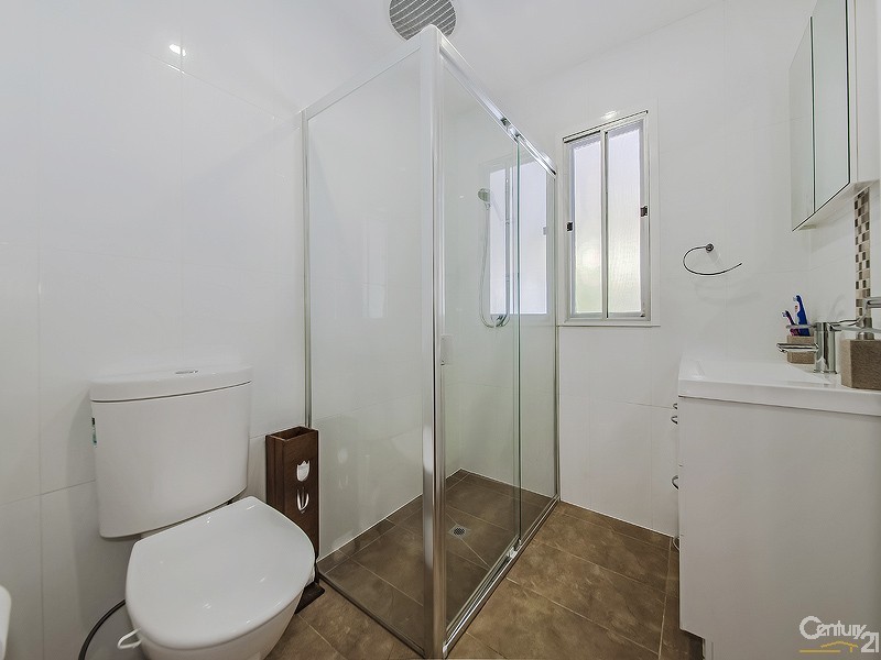 34 Bellevue Parade, Lota QLD 4179