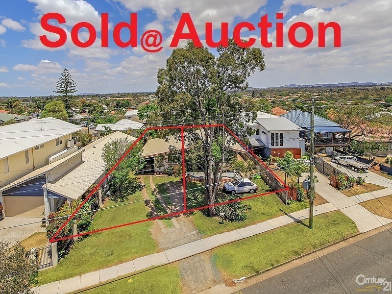 98 Sibley Road, Wynnum West QLD 4178