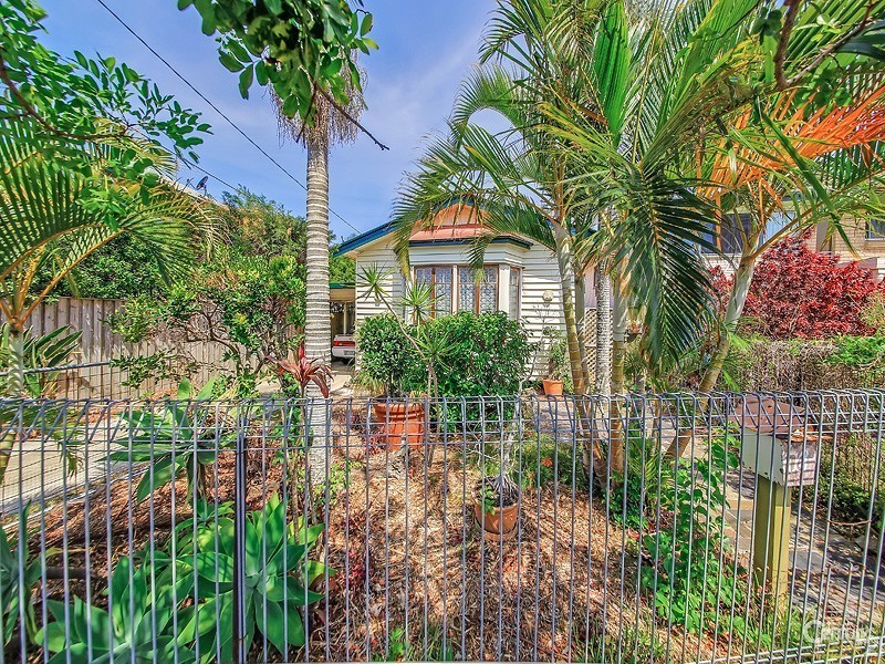 76 West Avenue, Wynnum QLD 4178