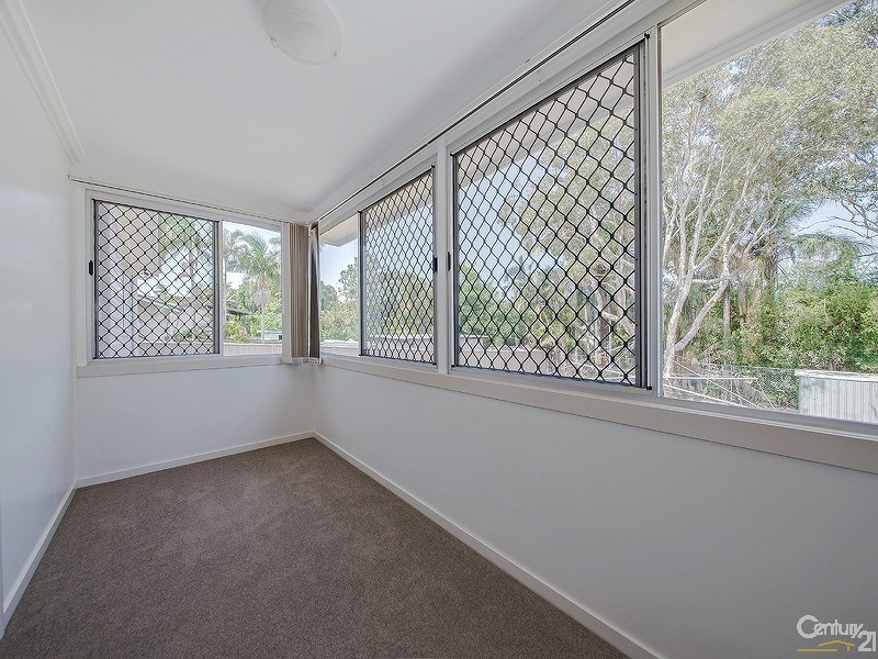 28 Greta Street, Manly West QLD 4179