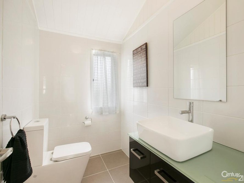 29 Tangorin Street, Wynnum QLD 4178